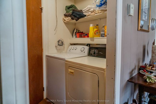 12 Riverdale Rd, House other with 2 bedrooms, 1 bathrooms and 4 parking in Parry Sound ON | Image 17