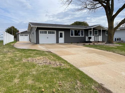 605 Maple Ln, Spring Valley, MN, 55975-1514 | Card Image