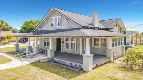 311 Central Ave, UMATILLA, FL, 32784-9572 | Card Image