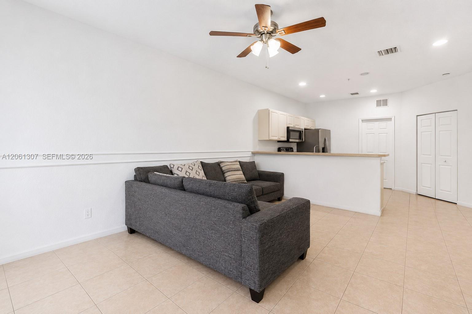 Residential in Riviera Beach 5