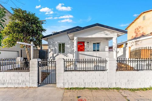 4376 Myrtle Ave, San Diego, CA, 92105-3433 | Card Image