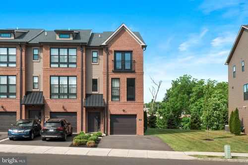 14 Diana Ln, FEASTERVILLE TREVOSE, PA, 19053-5910 | Card Image