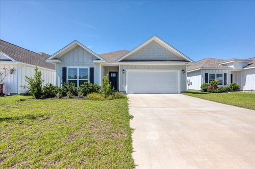 210 Lyla Ln, Crestview, FL, 32539-7424 | Card Image