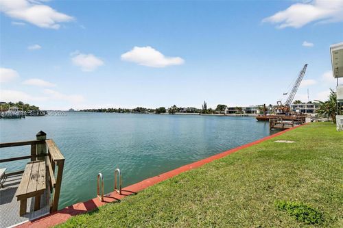 apt-9-8600 Byron Ave, Miami Beach, FL, 33141-4878 | Card Image