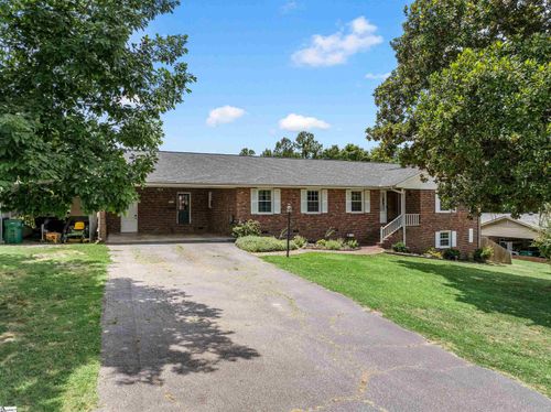 230 Anita Drive, Spartanburg, SC, 29302 | Card Image