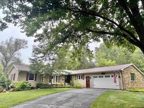 1719 Southgate Ct, Adrian, MI, 49221-9406 | Card Image