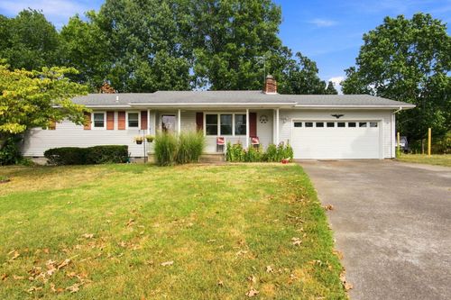 611 Elliff St, Neosho, MO, 64850-2810 | Card Image
