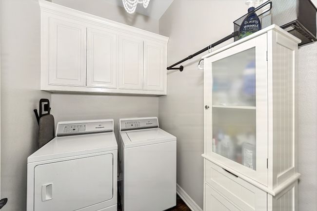 8917 Crest Wood Dr, House other with 4 bedrooms, 4 bathrooms and null parking in Fort Worth TX | Image 12