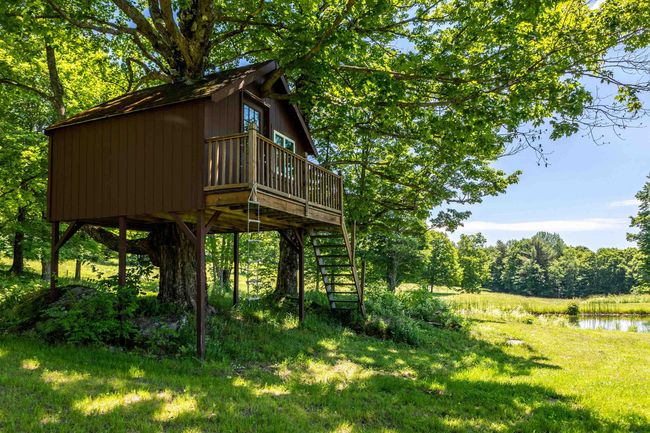 109 Windy Ln, House other with 5 bedrooms, 4 bathrooms and null parking in Pomfret VT | Image 17