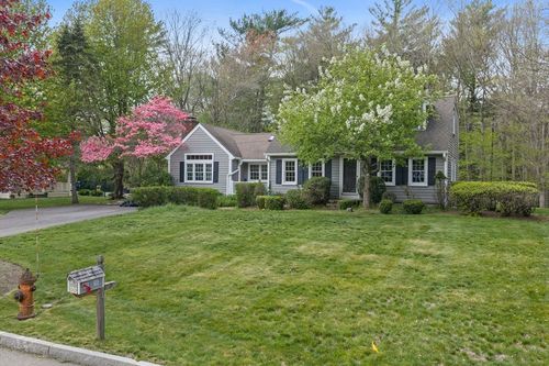 40 Longwater Dr, Hanover, MA, 02339-1821 | Card Image