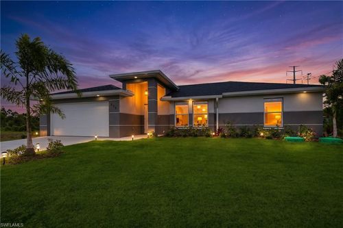 836 Newell St E, Lehigh Acres, FL, 33974 | Card Image