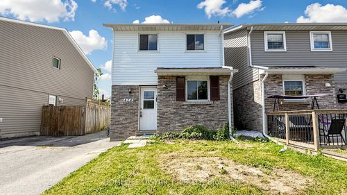 424 Chaleur Ave, Oshawa, ON, L1J6N7 | Card Image