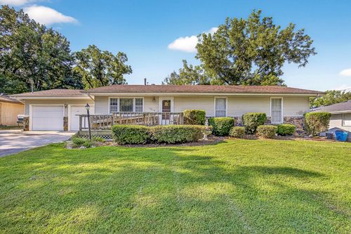 3214 E Independence St, Springfield, MO, 65804-5101 | Card Image