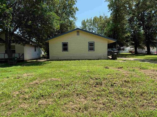 312 E Olive St, Oxford, KS, 67119-8072 | Card Image
