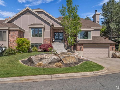 4760 Meadow Creek Ln, Ogden, UT, 84403-4487 | Card Image