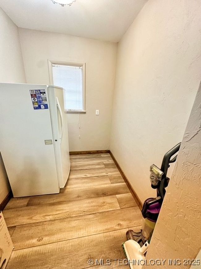 Pantry. | Image 15