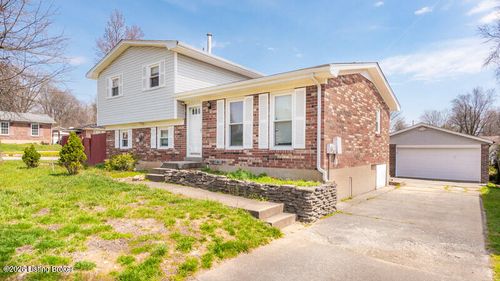 6701 Santom Ln, Louisville, KY, 40291-2653 | Card Image