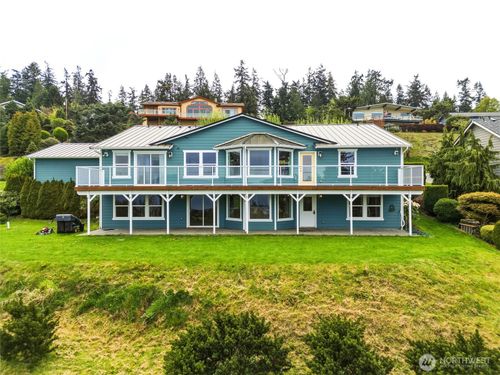 838 Gladstone Dr, Camano Island, WA, 98282-6659 | Card Image