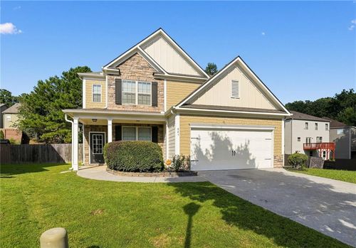 541 Collingsworth Ln, Lawrenceville, GA, 30043-7587 | Card Image