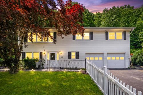 77 Wharton Dr, Cortlandt Mnr, NY, 10567-7430 | Card Image