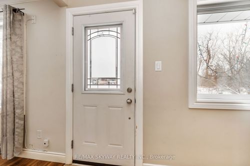 98 Jessie St, Brampton, ON, L6Y1L7 | Card Image