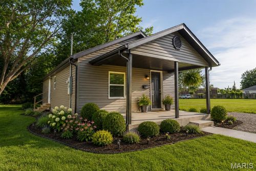 460 Curry Street, Lebanon, MO, 65536 | Card Image