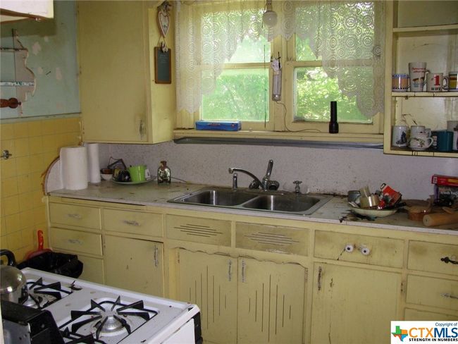 6630 S Fm 183, House other with 3 bedrooms, 2 bathrooms and null parking in Evant TX | Image 17