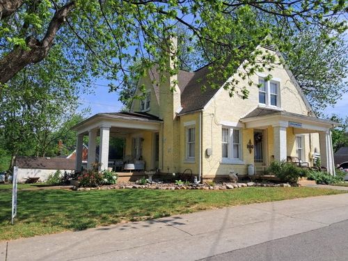 124 N Richardson Dr, Somerset, KY, 42501-1648 | Card Image