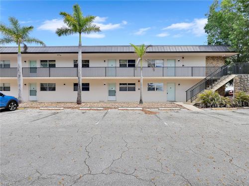 235-1560 Colonial Blvd, FORT MYERS, FL, 33907-1047 | Card Image