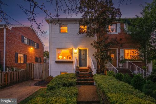a-19 E Custis Ave, ALEXANDRIA, VA, 22301-1421 | Card Image