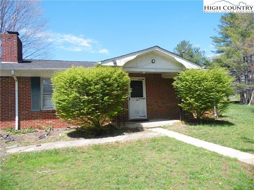 150 Pennington Dr, Jefferson, NC, 28640-9448 | Card Image