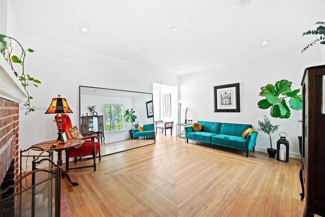36 Phoenetia Ave, House other with 6 bedrooms, 6 bathrooms and null parking in Coral Gables FL | Image 9