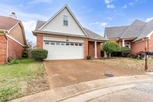 8676 Ashley Glen Cir N, Cordova, TN, 38018-4086 | Card Image