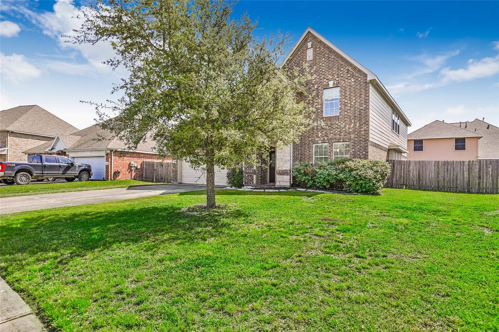 Lynn Brook Ln, Baytown, TX 77523