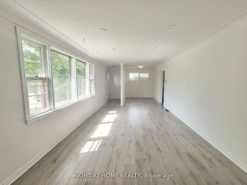 87 Radford St, Hamilton, ON, L8S3E5 | Card Image