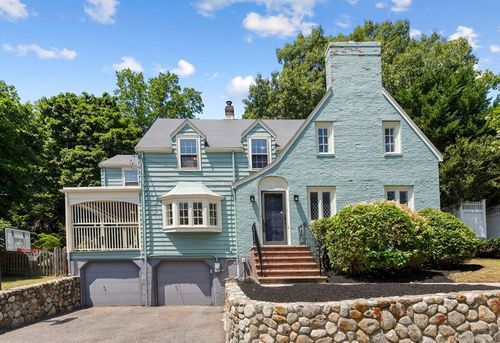 49 Hillsdale Rd, Arlington, MA, 02476-8040 | Card Image