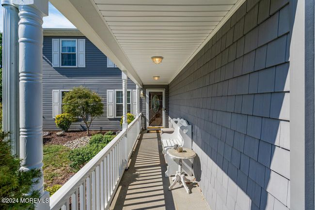 39 Honeysuckle Way, House other with 4 bedrooms, 3 bathrooms and null parking in Howell NJ | Image 54
