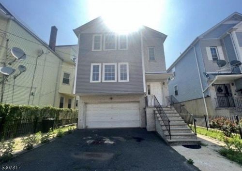 2-419 Irvine Turner Blvd, Newark, NJ, 07108-2413 | Card Image