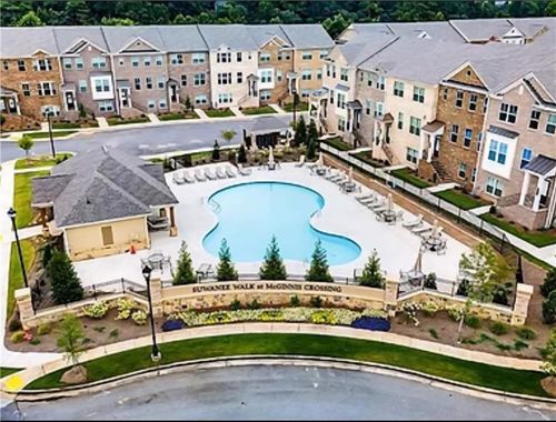 880 Sunset Park Dr, Suwanee, GA, 30024-5529 | Card Image
