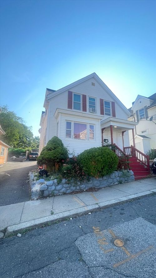 14 Union Ct, Lynn, MA, 01902-3667 | Card Image