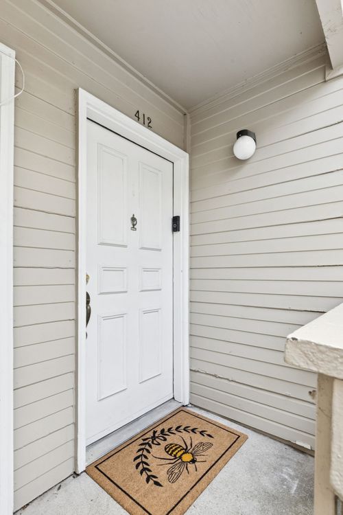 apt-412-3550 Country Square Dr, Carrollton, TX, 75006-6726 | Card Image