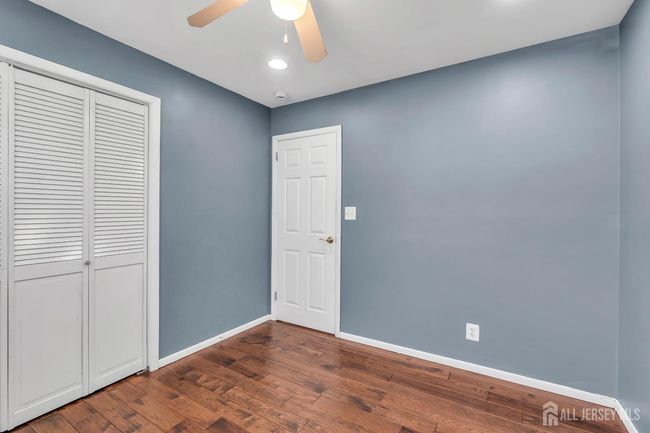 27 Brookside Rd, House other with 3 bedrooms, 3 bathrooms and null parking in Edison NJ | Image 12