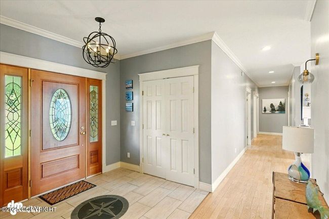 Entry | Image 6