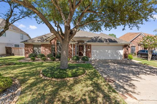 6814 Thistle Hill Way, Austin, TX, 78754-5800 | Card Image