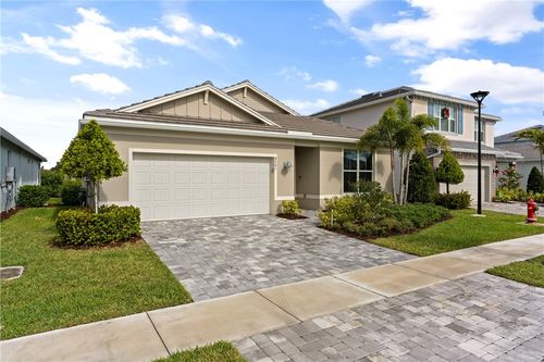 4561 Nautilus Cir, Vero Beach, FL, 32967-5302 | Card Image