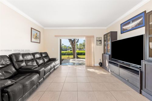 unit-21c-15750 Sw 92nd Ave, Palmetto Bay, FL, 33157-1989 | Card Image