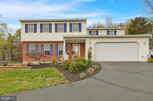 476 Old Swede Rd, DOUGLASSVILLE, PA, 19518-1203 | Card Image