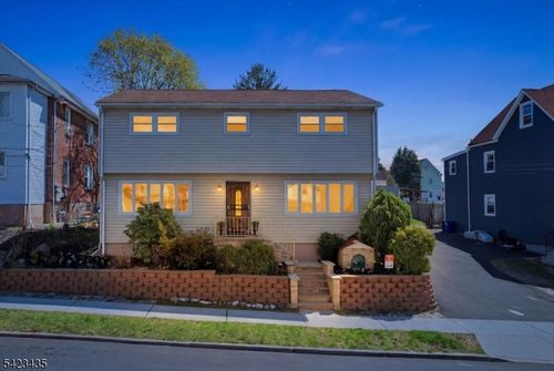 58 Mozart St, East Rutherford, NJ, 07073-1332 | Card Image