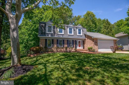 2692 Glencroft Rd, VIENNA, VA, 22181-5318 | Card Image