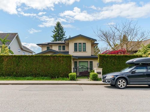 1260 Kings Ave, West Vancouver, BC, V7T2C4 | Card Image